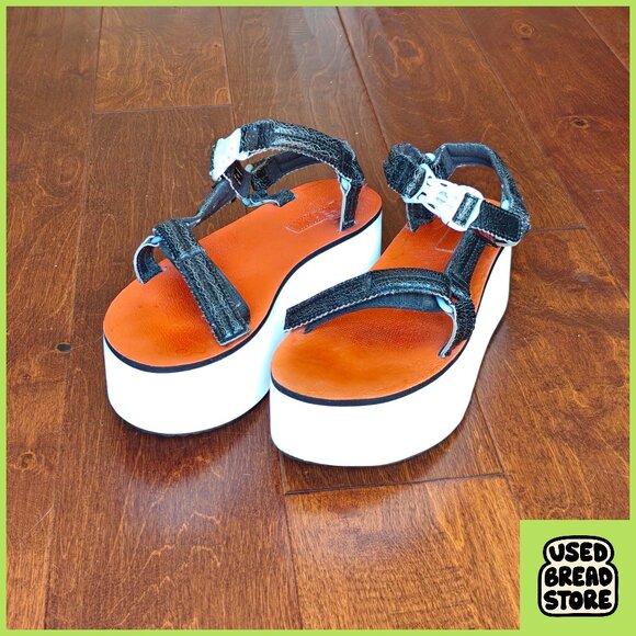 Teva x Nasty Gal Walk On Flatform Sandal Sz 11 Orange White Black 2.75" Platform - Picture 1 of 6
